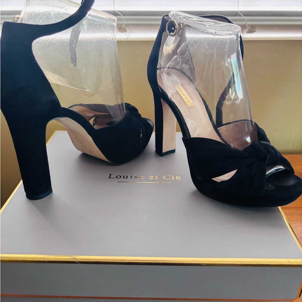 Louise et Cie Black Suede Heels